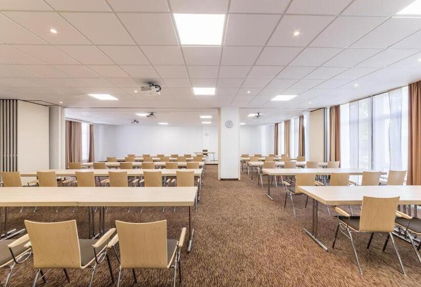 ホテル Park Inn By Radisson Gottingen