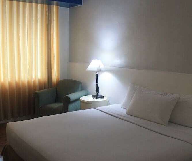 Szálloda Pearl Manila