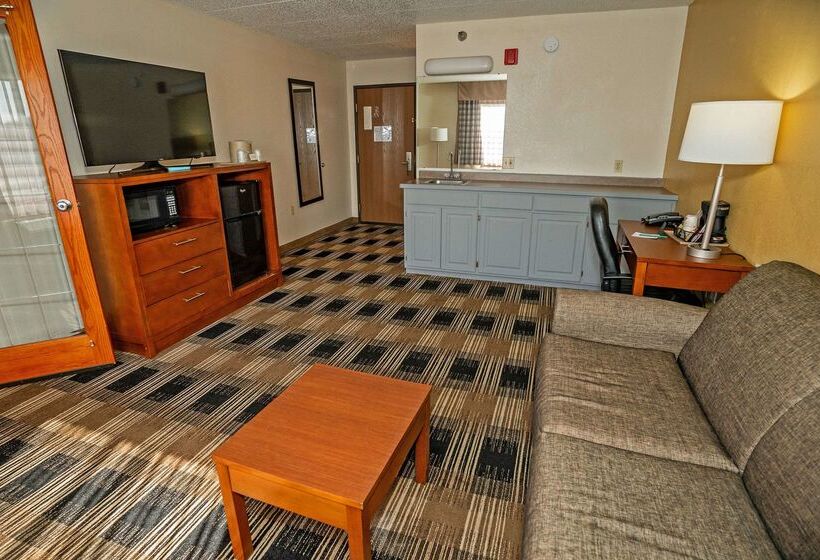 هتل Quality Inn Near Medical Center