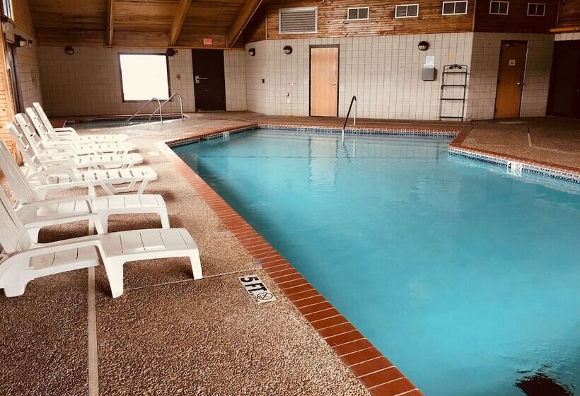 فندق Regency Inn And Suites