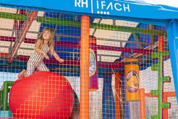 هتل Rh Ifach