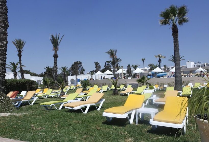 هتل Royal Lido Resort & Spa