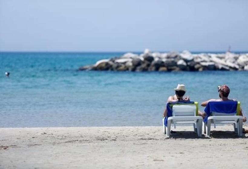هتل Royal Lido Resort & Spa
