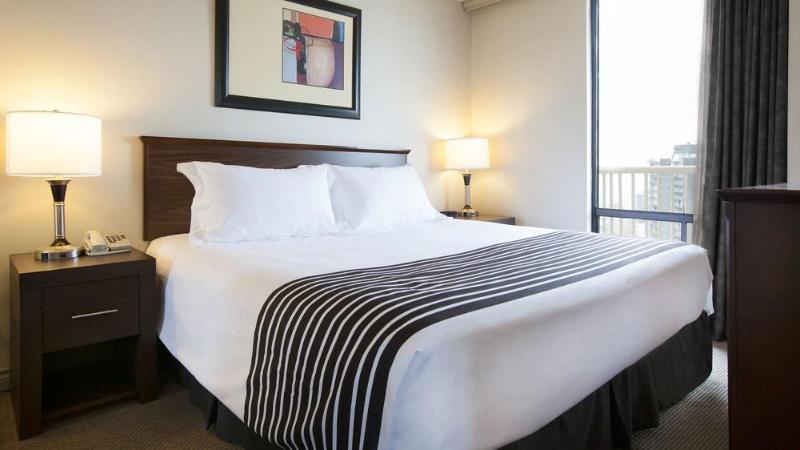 ホテル Sandman Suites Vancouver On Davie