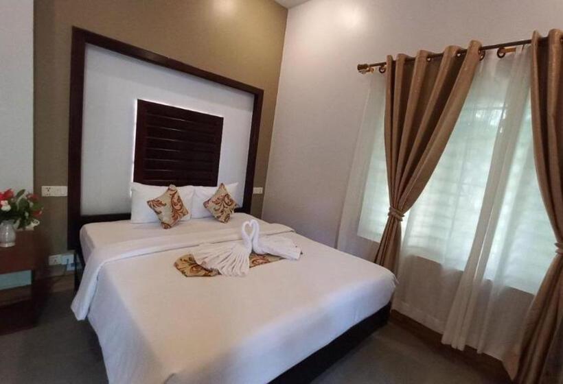 هتل Sanna Villa Residence