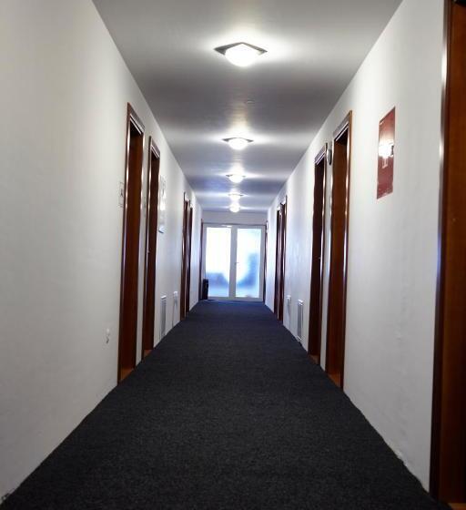 Fotos del hotel Saraj:  15 Fotos del hotel Saraj:  15