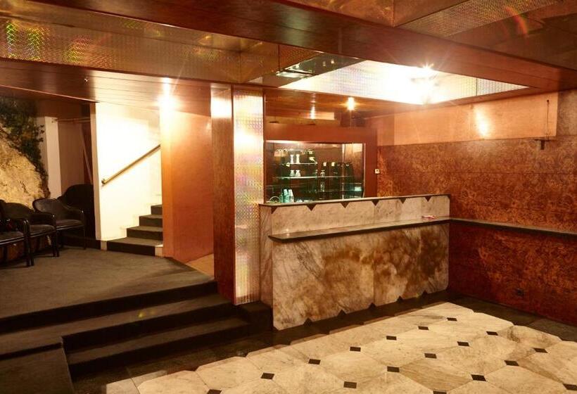 Fotos del hotel Saraj:  17 Fotos del hotel Saraj:  17