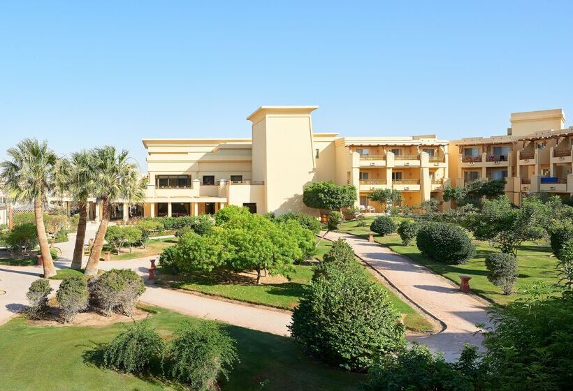هتل Sheraton Soma Bay Resort
