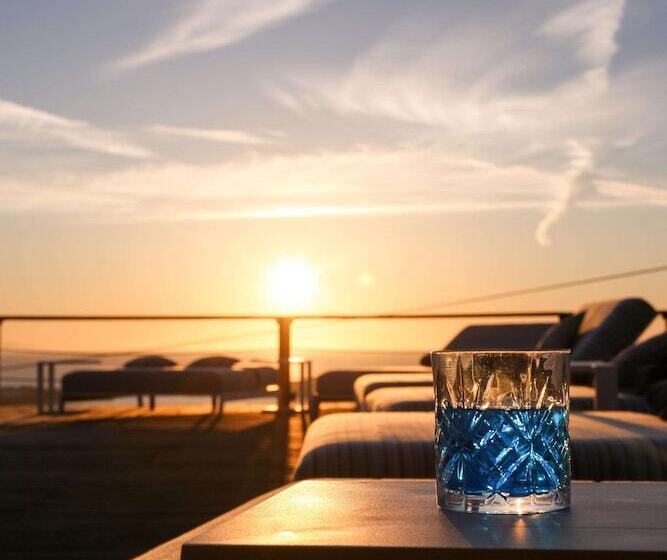هتل Tharroe Of Mykonos Boutique