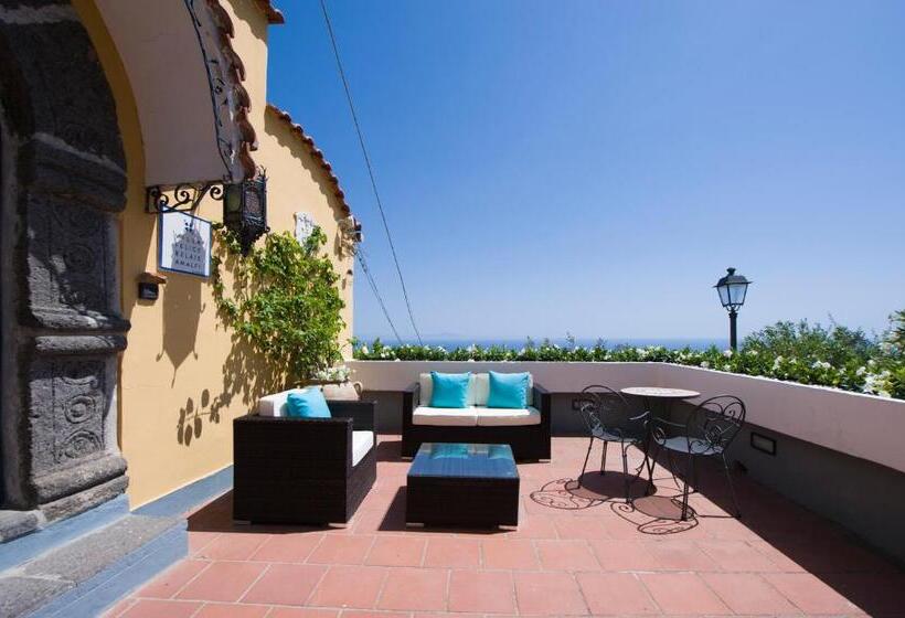 هتل Villa Felice Relais