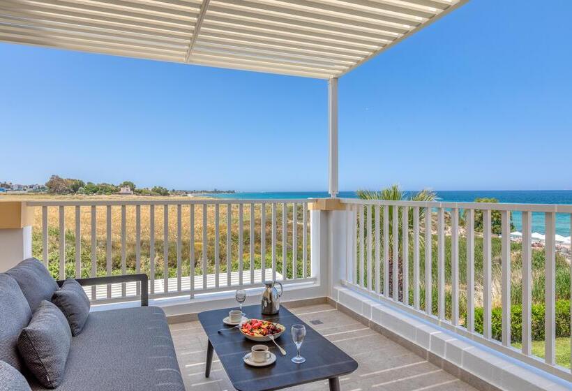 Neptune Luxury Resort
