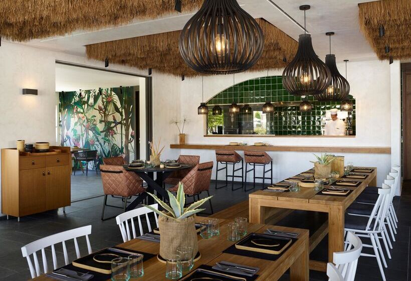 Neptune Luxury Resort