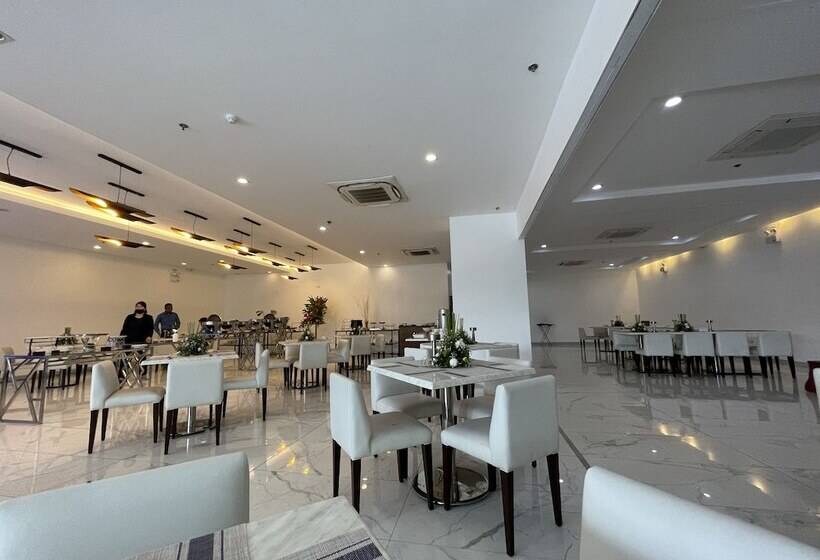 Fotos del hotel Golden Peak Hotel & Suites:  10