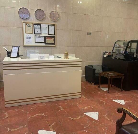 شقق المربعة للشقق المخدومة