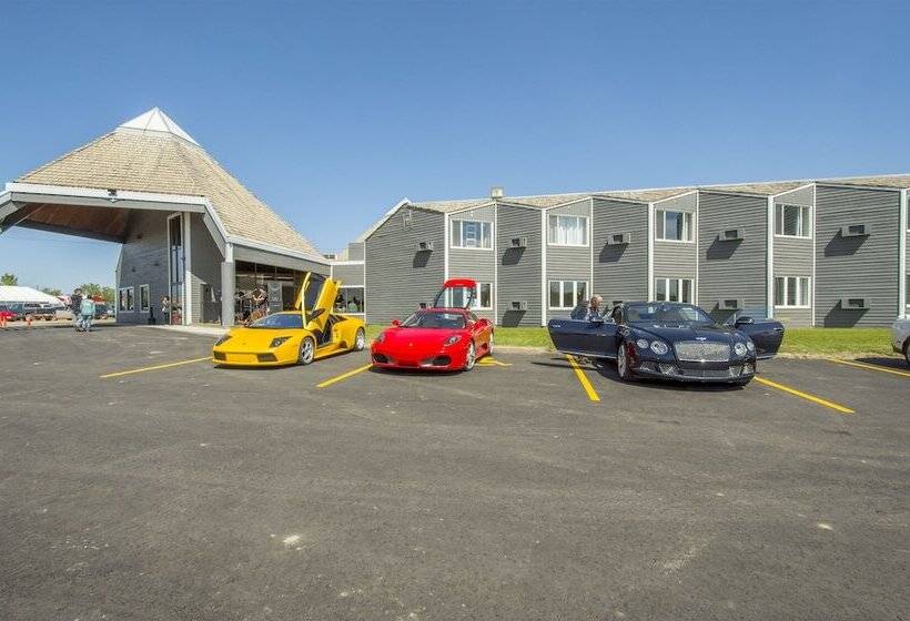 호스텔 Grand Marshal Inn