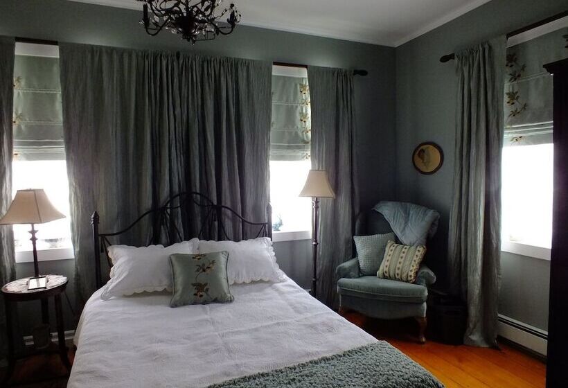 旅馆 The Chepstow Inn