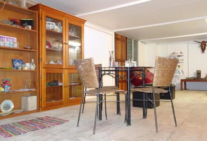Bed and Breakfast Corella Creek Country Farm Stay