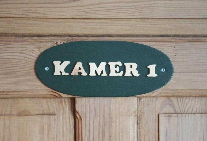 צימר Hof Van Lutten