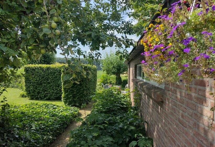 צימר Holiday Cottage De Garage Inn