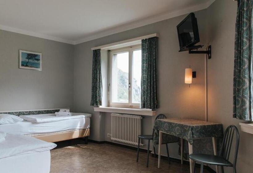 فندق Albergo Robiei