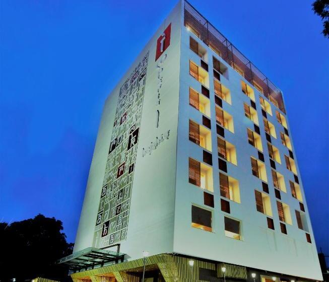 هتل Imperial Heights