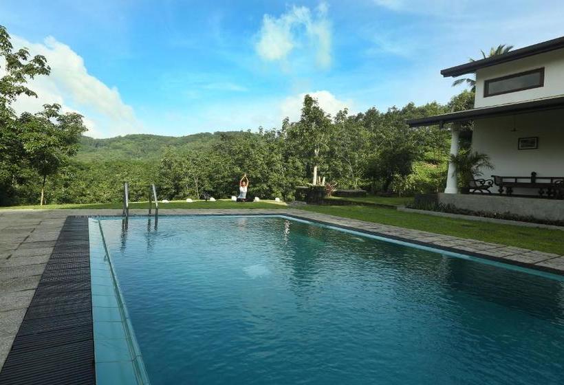 ホテル Leaf Watagala