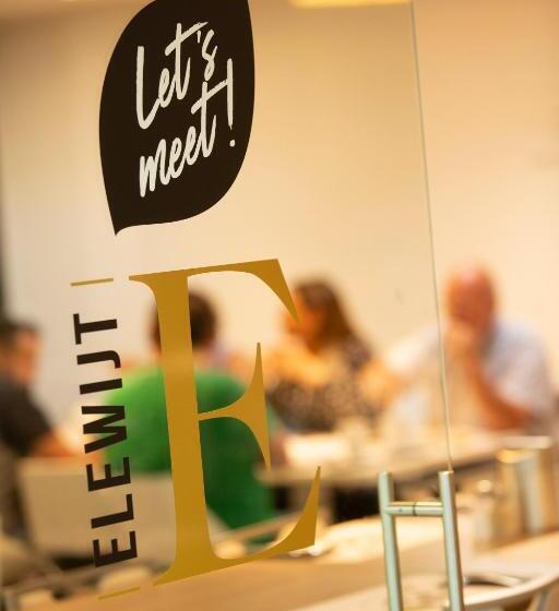 هتل Let S Meet Elewijt