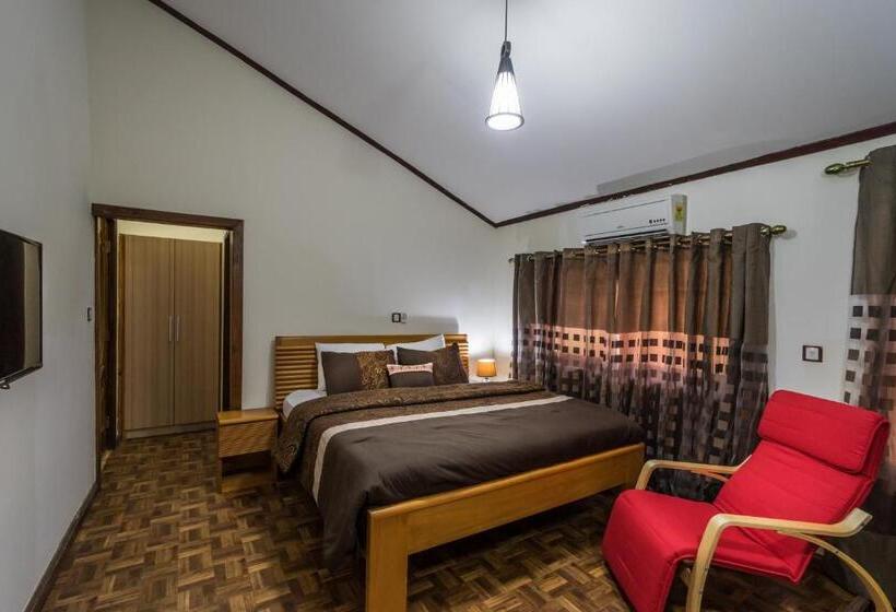 Maaha Beach Resort