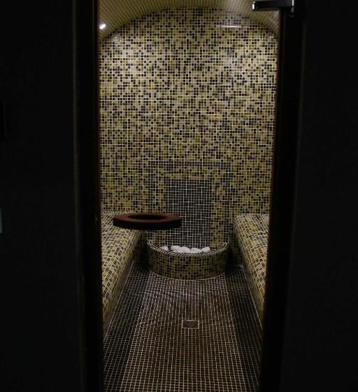 بنسيون Einstein House & Spa