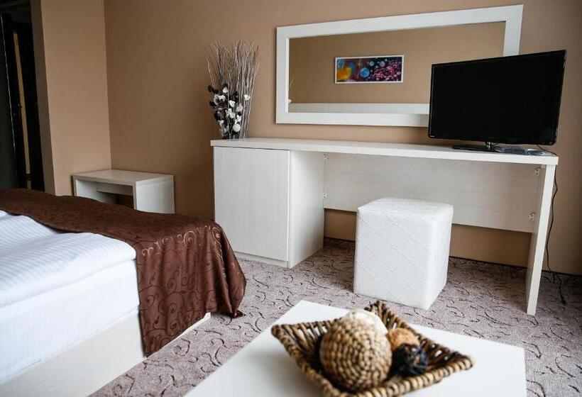 بنسيون Einstein House & Spa
