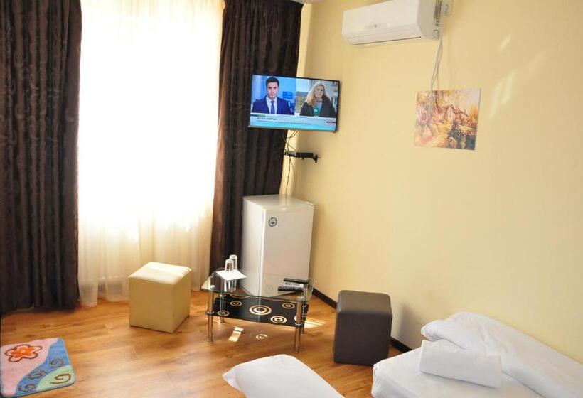 펜션 Guest Rooms Simona
