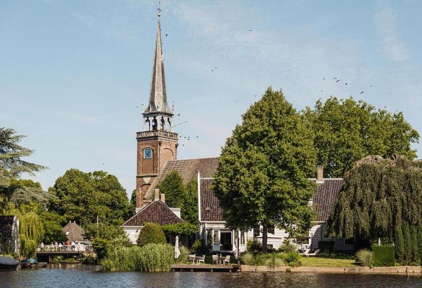 پانسیون Inn On The Lake