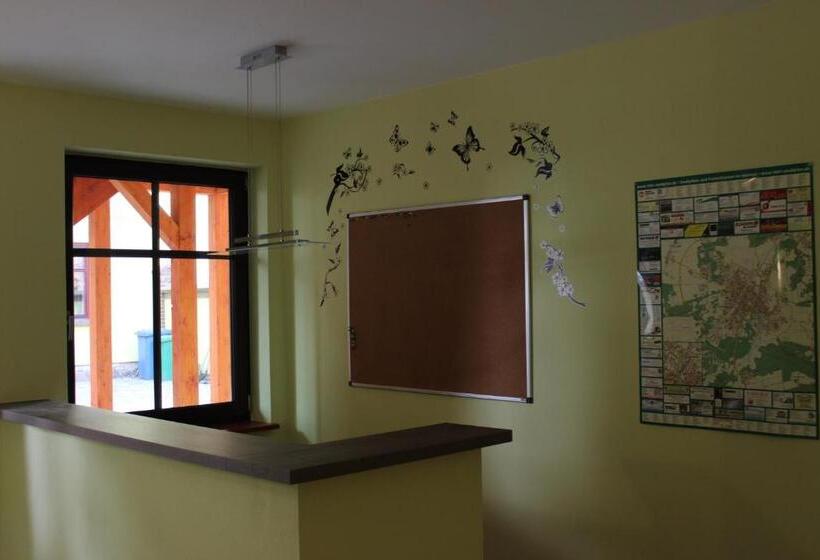 Пансион L&l Skaters Home