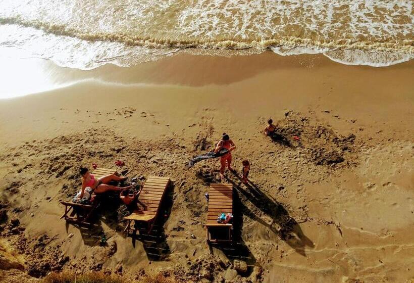 پانسیون Playa Kai Glamping