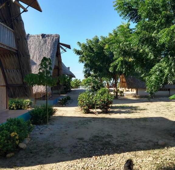 پانسیون Playa Kai Glamping