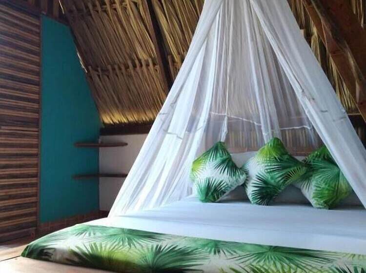 پانسیون Playa Kai Glamping