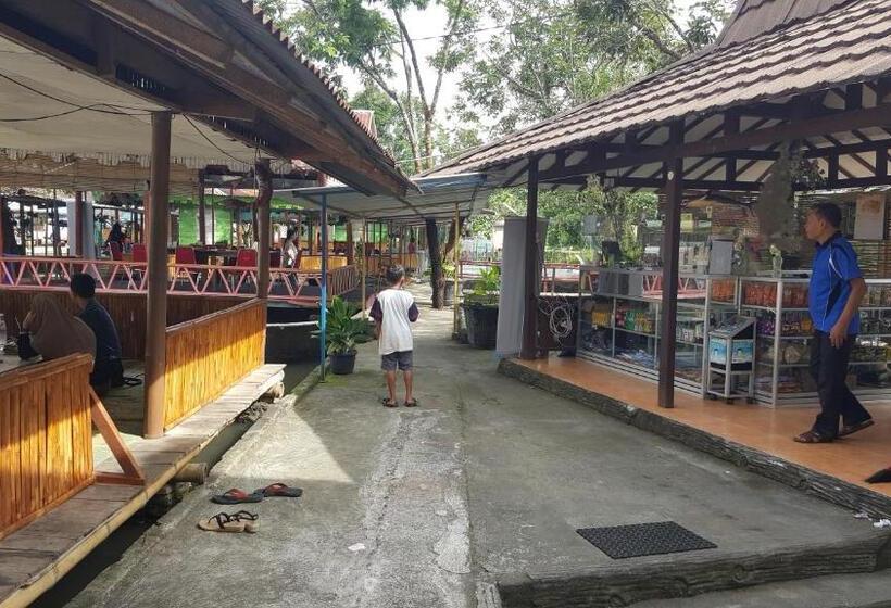 بنسيون Putri Duyung Guest House