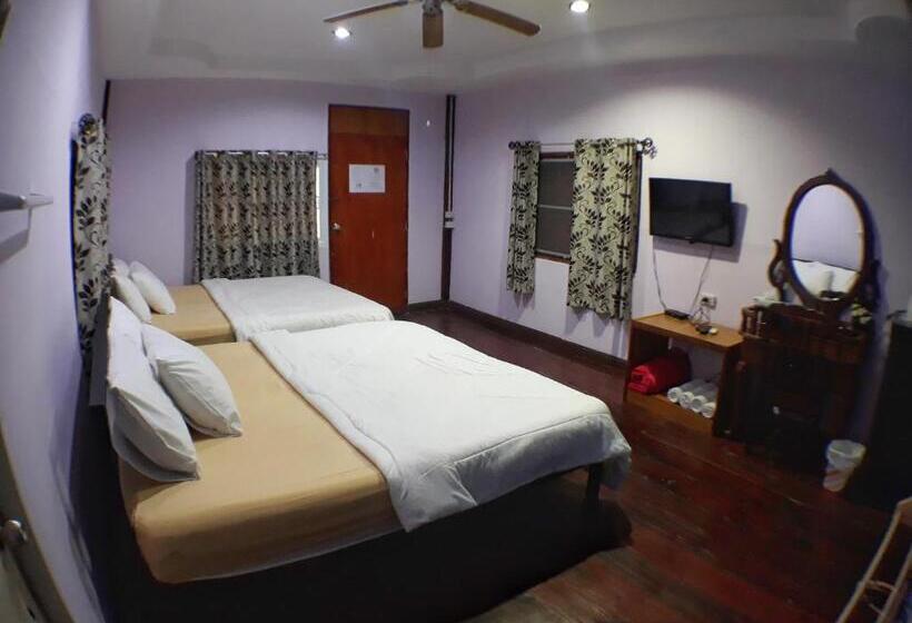 פנסיון Sawan Srang Nang Kaew