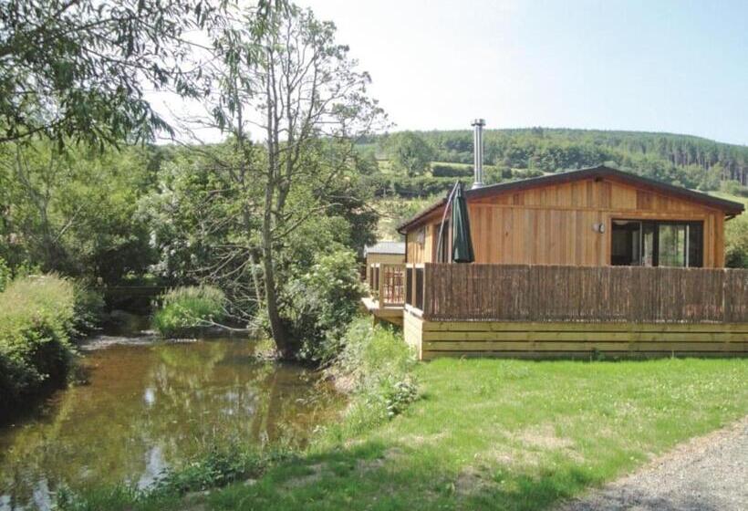 Курорт Clun Valley Lodges