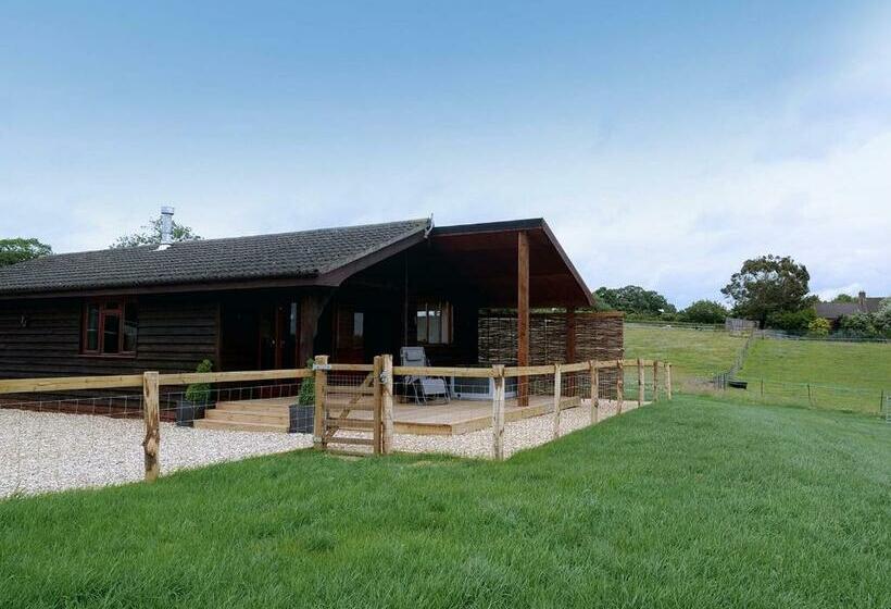 אתר נופש Peckmoor Farm Lodges