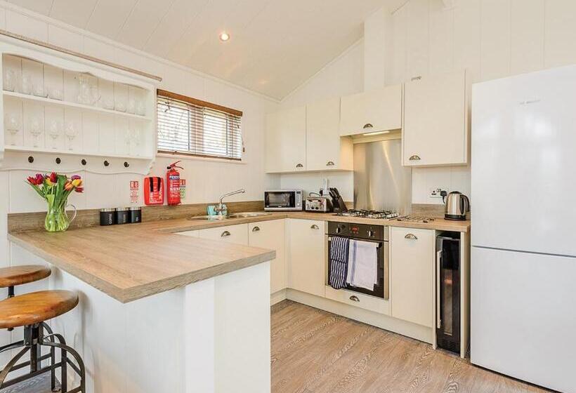 리조트 Wareham Forest Lodge Retreat