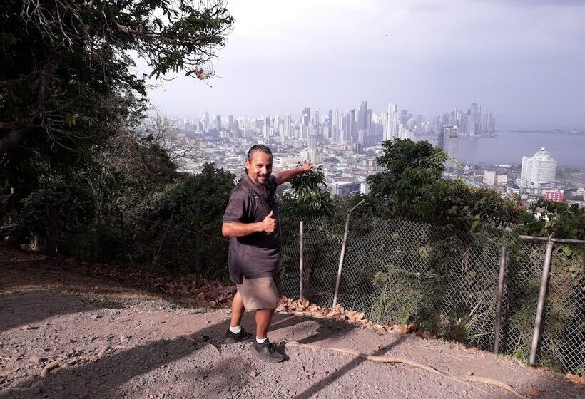 ユースホステル Tourist Center Of  Tours Of Panamá