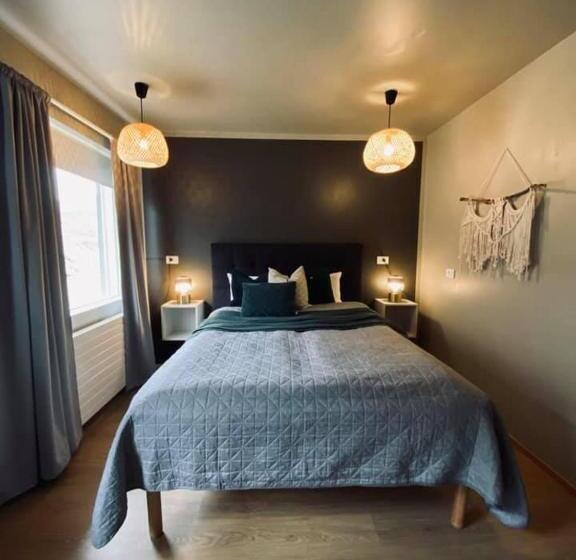 تختخواب و صبحانه Guesthouse Stekkaból