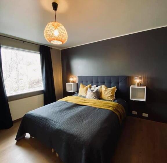 تختخواب و صبحانه Guesthouse Stekkaból