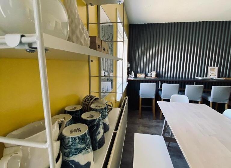 تختخواب و صبحانه Guesthouse Stekkaból