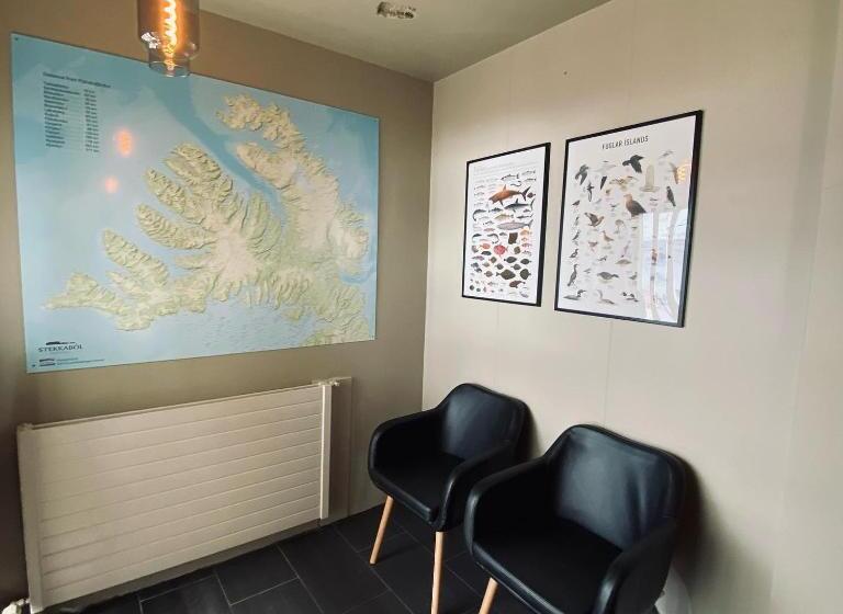 تختخواب و صبحانه Guesthouse Stekkaból