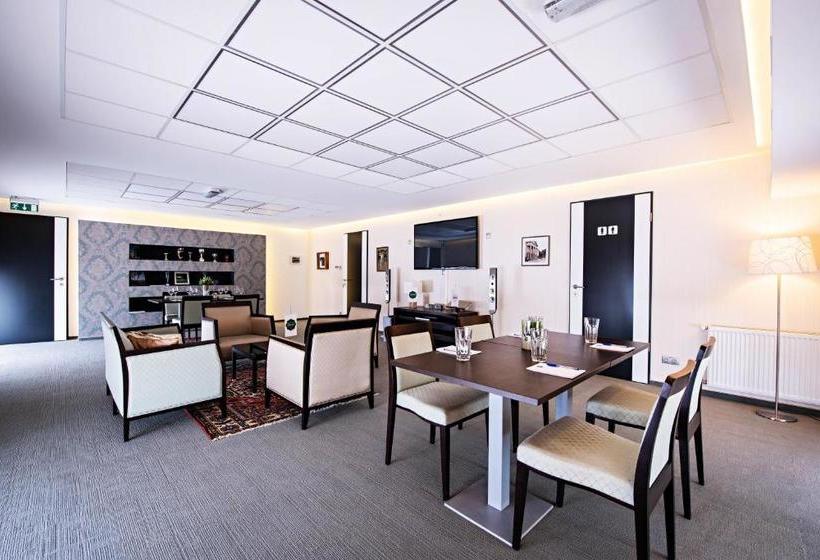 צימר Pannónia Golf & Country Club