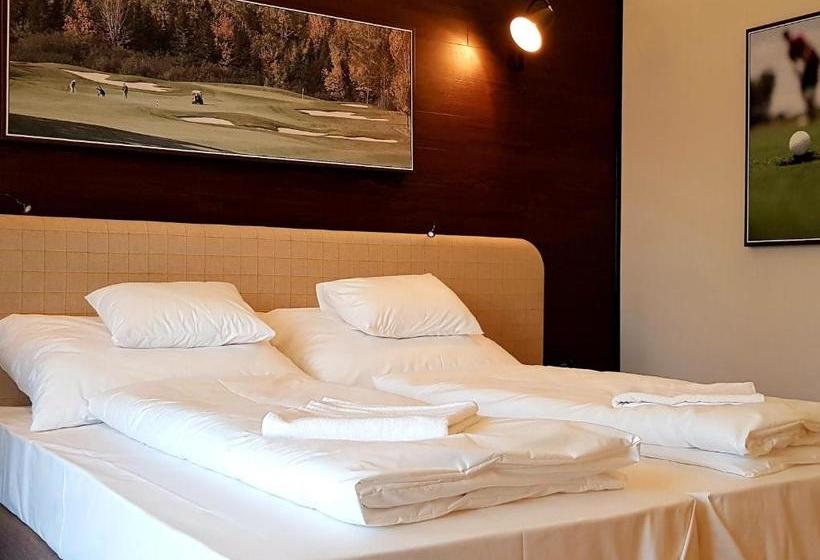 צימר Pannónia Golf & Country Club