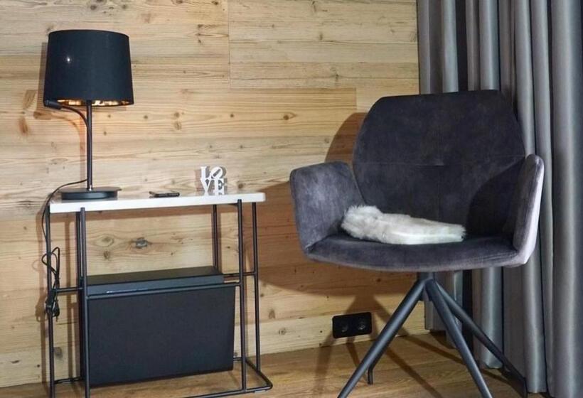 مبيت وإفطار Skilodge Oberlech