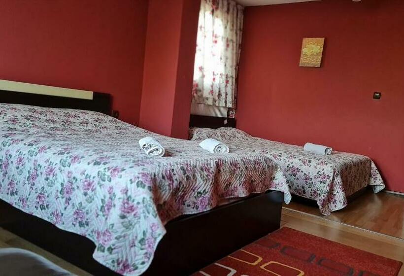 فندق Guest House Koleshevi